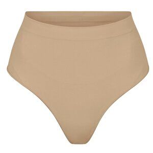 SKIMS XS Clay Seamless Sculpt Mid Waist Thong